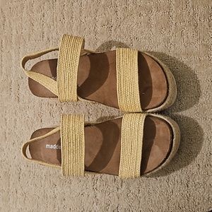 Madden girl Espadrille platform tan sandals, 6.5